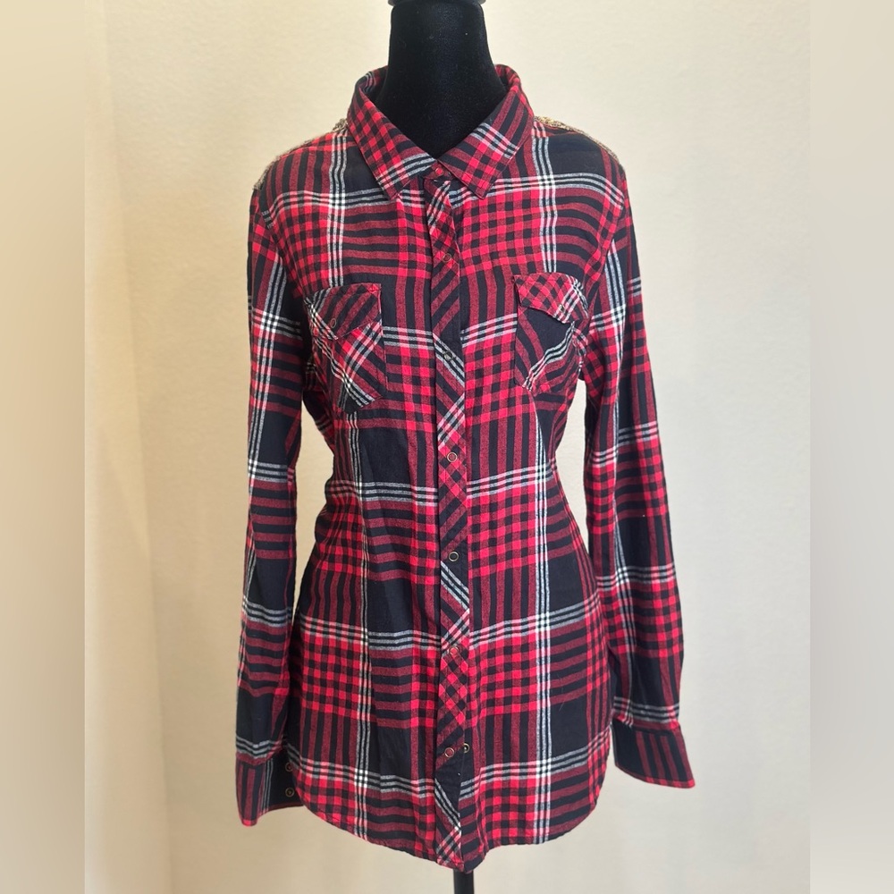 🍒Red & Black Sequin Button Down Shirt